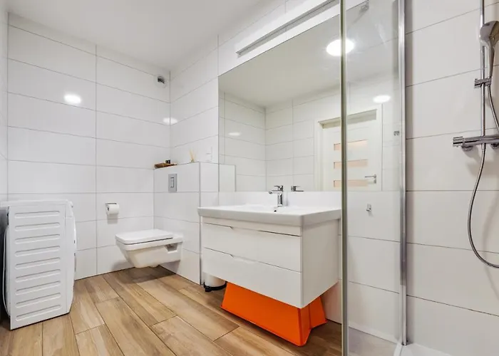 Tukan B101 Nadmorskie Tarasy - *